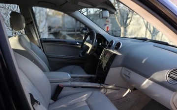 Mercedes Klasa M W164 2007 MERCEDES-BENZ KLASA M (W164) ML 300 CDI 4-matic (164.121) 204 KM, zdjęcie 5