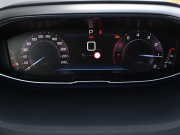 Peugeot 3008 II Crossover Facelifting  1.2 PureTech 130KM 2021 Peugeot 3008 1.2 PureTech, Salon Polska, zdjęcie 10