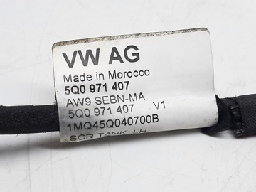VOLKSWAGEN GOLF 7 ZÁSTRČKA SVAZEK NÁDRŽE ADBLUE 5Q0971407