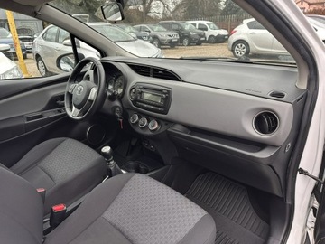 Toyota Yaris III Hatchback 5d Facelifting 1.33 Dual VVT-i 99KM 2015 Toyota Yaris 1.3 benz 99KM|Klima|Isofix|Salon PL, zdjęcie 15