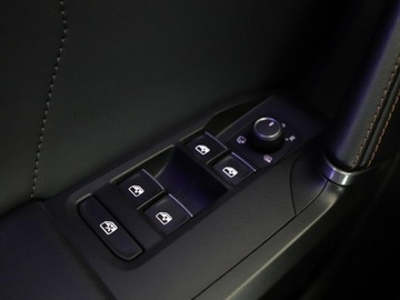 Cupra Formentor Crossover PHEV 1.4 e-HYBRID 245KM 2022 Cupra Formentor PHEV DSG full LED 245KM, zdjęcie 36