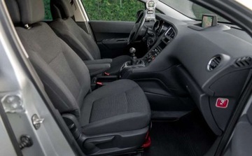 Peugeot 5008 I 2016 Peugeot 5008 Peugeot 5008 1.6 Diesel 115KM, zdjęcie 17