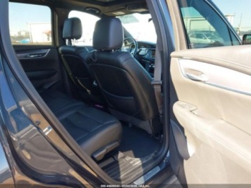 Cadillac 2022 Cadillac XT6 Luxury 2022 2.0 Benzyna 235KM, zdjęcie 5