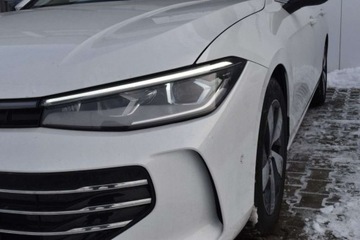 Volkswagen Passat B8 Variant Facelifting 2.0 TDI SCR 150KM 2025 Volkswagen Passat 2.0TDI DSG Elegance HAK IQ.Drive 17 Masaz Biala Perla VA, zdjęcie 35