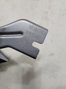 BLATNÍK LEVÝ PŘEDNÍ OPEL CORSA F