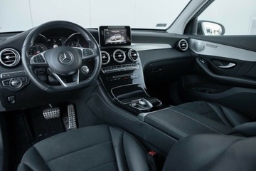 Mercedes GLC C253 SUV 2.1 220 d 170KM 2018 Mercedes-Benz GLC 220D 4Matic AMG Salon PL Autotrade Mercedes-Benz, zdjęcie 28