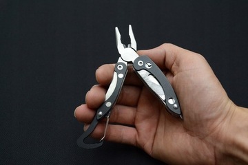 MULTITOOL TRAVELER Карманный нож, плоскогубцы 8-в-1