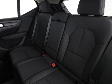 Volvo XC40 Crossover Plug-In 1.5 T5 Plug-in Hybrid 262KM 2020 Volvo XC 40 FV23% R-Design 261KM Automat Navi, zdjęcie 16