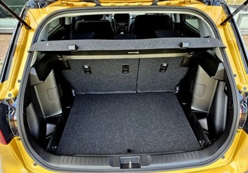 Suzuki 2025 Suzuki Vitara Premium Plus 1,4 2WD 6MT Solar Yellow Pearl 2025 Auto deale, zdjęcie 7