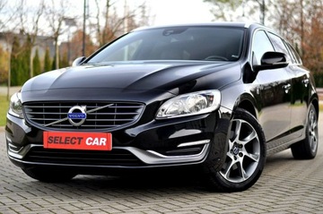 Volvo V60 I Kombi Facelifting 1.6 D2 115KM 2015 Volvo V60 LiFT Ocean Race 1,6 HDi Ledy Digital, zdjęcie 17
