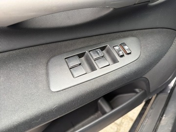 Toyota Auris I Hatchback 1.6 i 16V VVT-i 124KM 2008 Toyota Auris 1.6 VVT-i Premium I (2006-2012) Toyot, zdjęcie 14