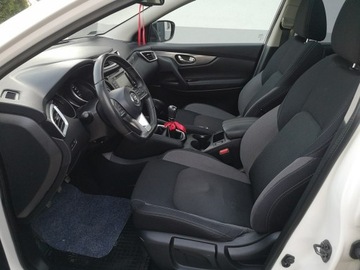 Nissan Qashqai II Crossover Facelifting 1.3DIG-T 140KM 2019 Nissan Qashqai 1.332 140KM Led Tempomat Nawi, zdjęcie 16
