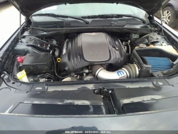 Dodge Challenger III 2017 Dodge Challenger 2017 Dodge Challenger RT Coupe 5.7 Benzyna 372KM, zdjęcie 8