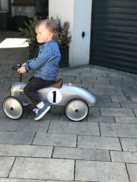 Ретро гоночный металлический толкач