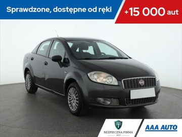 Fiat Linea Sedan 1.4 77KM 2012