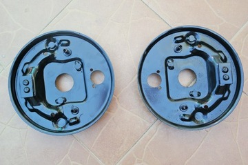 ЯКОРЬ ТОРМОЗНОЙ ДИСК FIAT 126P P+L ПЕРЕДНИЙ