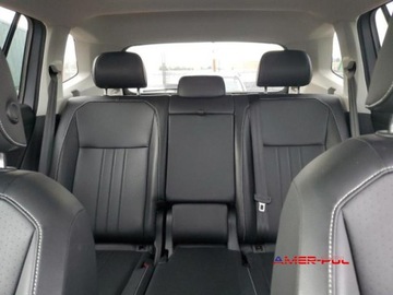 Volkswagen Tiguan III 2024 Volkswagen Tiguan 2024 r., 2,0L SE 4x4 2.0 Benzyna 184KM, zdjęcie 9