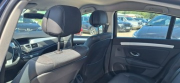 Renault Laguna III Hatchback 2.0 16v 140KM 2007 Renault Laguna climatronic duza navi, zdjęcie 16