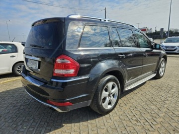 Mercedes Klasa GL X164 Off-roader Facelifting 350 CDI BE 224KM 2011 Mercedes GL 350 3,0 diesel 224KM automat 7 miejsc, zdjęcie 2
