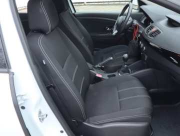 Renault Fluence Sedan Facelifting dCi 110KM 2014 Renault Fluence 1.5 dCi, Salon Polska, Klima, zdjęcie 7