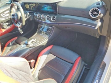 Mercedes Klasa E W213 2022 Mercedes-Benz Klasa E Amg 53 2022 3.0 Benzyna 429KM, zdjęcie 8