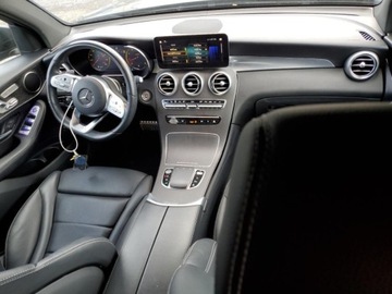Mercedes GLC C254/X254 2022 Mercedes-Benz GLC 2022r., GLC 300 4MATIC, od ubezpieczalni 2.0 Benzyna, zdjęcie 7