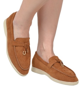 Элегантные женские лорды замедляют коричневые лоферы