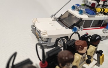 LEGO Ideas: 21108 — Охотники за привидениями Экто-1