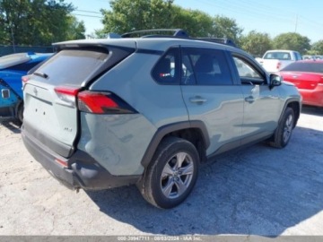 Toyota 2023 Toyota RAV4 2023r., XLE, od ubezpieczalni 2.4 Benzyna 203KM, zdjęcie 6