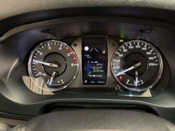 Toyota Hilux VIII Podwójna kabina Facelifting 2024 2.8 D-4D 204KM 2025 Toyota Hilux 2.8 D-4D mHEV Double Cab Executive 4x, zdjęcie 14