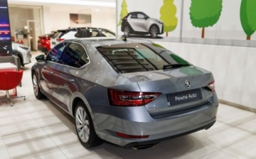 Skoda Superb III Liftback 2.0 TSI 280KM 2018 Skoda Superb 2.0 TSI 4x4 Ambition DSG 2.0 Benzyna 280KM, zdjęcie 9