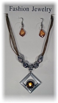 КОМПЛЕКТ ОЖЕРЕЛЬЕ С ЦИРКОНИЯМИ + СЕРЬГИ НА ШЕЕ