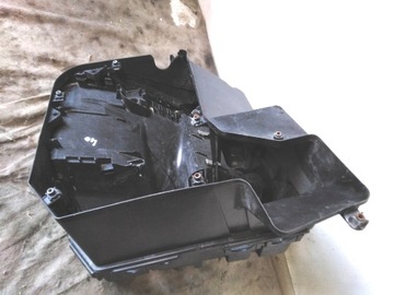 VW T5 OBUDOWA SKRZYNKI BEZPIECZNIKÓW 7H0907296