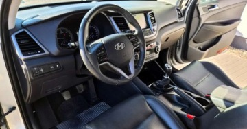 Hyundai Tucson III SUV 1.7 CRDI 115KM 2017 Hyundai Tucson 1,7 CRDI 115KM Skora Navi Kamera Serwis 1.7 Diesel 115KM, zdjęcie 4