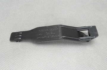 НИЖНИЙ КРЮК КРЕПЛЕНИЯ ФАРЫ FOCUS MK2 04-11