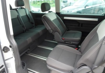Volkswagen Multivan T6 2010 Volkswagen Multivan 2.0TDI 140KM Serwisowany Oplacony Okazja 2.0 Diesel, zdjęcie 11