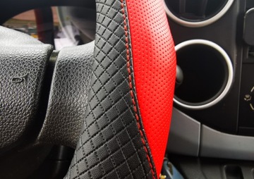 Ford Fiesta Focus Mondeo Kuga CMAX na kierownice czarno czerwony PREMIUM