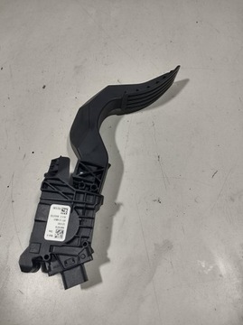 VOLVO XC40 21r PEDAŁ GAZU POTENCJOMETR 32212365