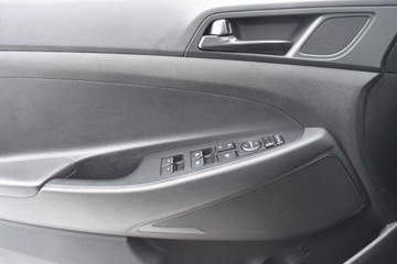 Hyundai Tucson III SUV Facelifting 1.6 GDi 132KM 2020 Hyundai Tucson SalonPL 1.6GDI 132KM N-lineKameraPodgrz.Fot i KierownicaKam, zdjęcie 24