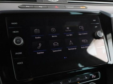 Volkswagen Passat B8 Variant 1.8 TSI BlueMotion Technology 180KM 2018 Volkswagen Passat R-Line DSG virtual cocpit navi, zdjęcie 22