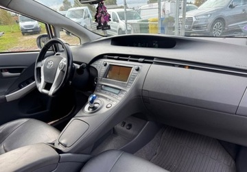 Toyota Prius III 2009 Toyota Prius 1.8 VVT-i Hybrid skorzana tapicerka navi kamera HUD 1.8, zdjęcie 5