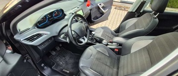 Peugeot 2008 I SUV Facelifting 1.2 PureTech 130KM 2017 Peugeot 2008 Polski Salon , I wlasciciel , pelen serwis ASO , 1.2 Benzyna, zdjęcie 13