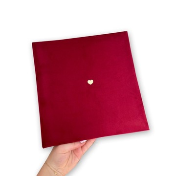ALBUM WELUROWY, AKSAMITNY 20 STRON - 60 ZDJĘĆ - KOLOR CZERWONY 25x25 CM