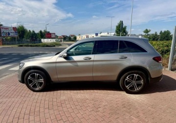 Mercedes GLC C253 SUV Facelifting 2.0 200d 163KM 2020 Mercedes-Benz GLC 2.0Cdi SALON PL 4-matic 40.000 km 2.0 Diesel 163KM, zdjęcie 14