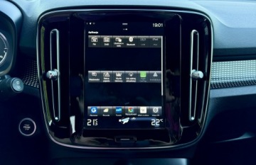 Volvo XC40 Crossover Plug-In 1.5 T5 Plug-in Hybrid 262KM 2021 Volvo XC 40 R-Design,T5,Plug-in,262KM, zdjęcie 25