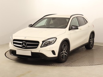 Mercedes GLA I Off-roader 2.0 250 211KM 2014 Mercedes GLA GLA 250 4MATIC, Salon Polska, 4X4, zdjęcie 1