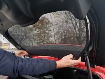 Шторы посвященные Renault Twingo 3 III 2014 г.в.