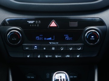 Hyundai Tucson III SUV 1.6 GDI 132KM 2016 Hyundai Tucson 1.6 GDI, Salon Polska, Serwis ASO, zdjęcie 12