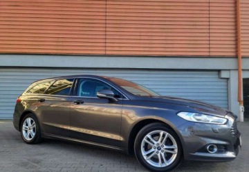 Ford Mondeo V Kombi 2.0 TDCi 150KM 2018 Ford Mondeo Ford Mondeo 2.0 TDCi STart-Stopp Titanium 2.0 Diesel 150KM, zdjęcie 11