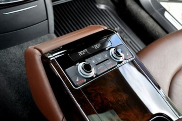 Audi A8 D4 Sedan Facelifting 4.0 TFSI 435KM 2015 Audi A8 4.0T 435KM LONG Quattro Dociągi_Full, zdjęcie 23